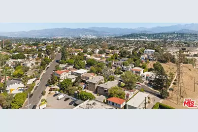 2612 Locksley Pl, Los Angeles, CA 90039 - Photo 19