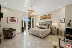137 S Spalding Dr, Beverly Hills, CA 90212 - Photo 17