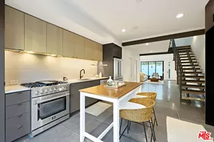 744 Brooks Ave, Venice, CA 90291 - Photo 11