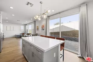 18175 Meridian Ln, Saugus, CA 91350 - Photo 15