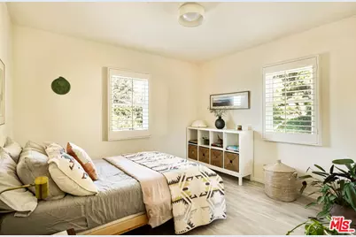2533 Lombardy Blvd, Los Angeles, CA 90032 - Photo 19