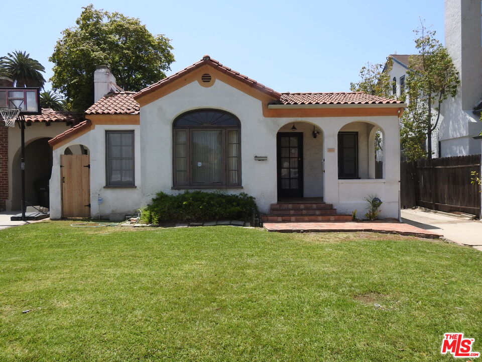 2245 Malcolm Ave, Los Angeles, CA 90064 MLS 22158763 Coldwell Banker