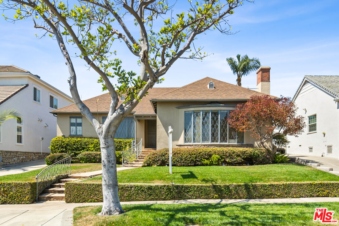 4889 Presidio Dr, View Park, CA 90043 MLS 22194625 Coldwell Banker