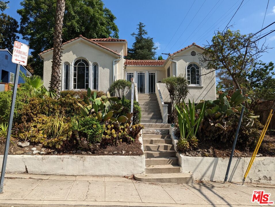 3013 Effie St, Los Angeles, CA 90026 MLS 22197771 Coldwell Banker