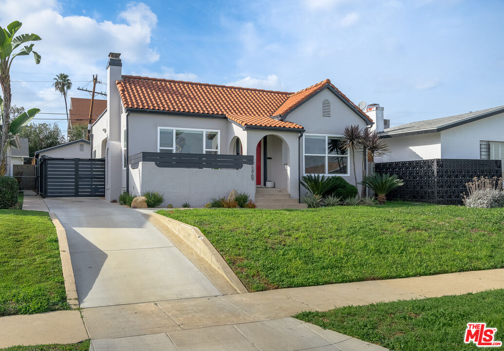 5469 8th Ave, Los Angeles, CA 90043 - MLS 23-233249 - Coldwell Banker