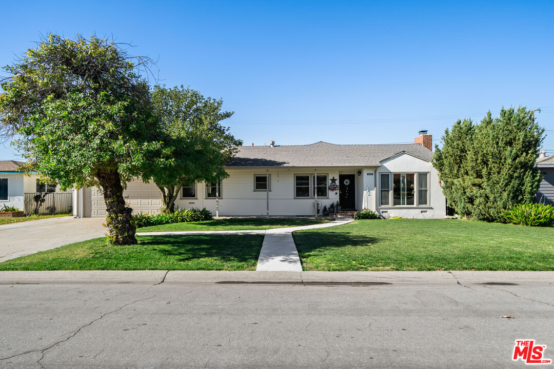12401 Oakwood St, Garden Grove, CA 92840 MLS 23235765 Coldwell Banker