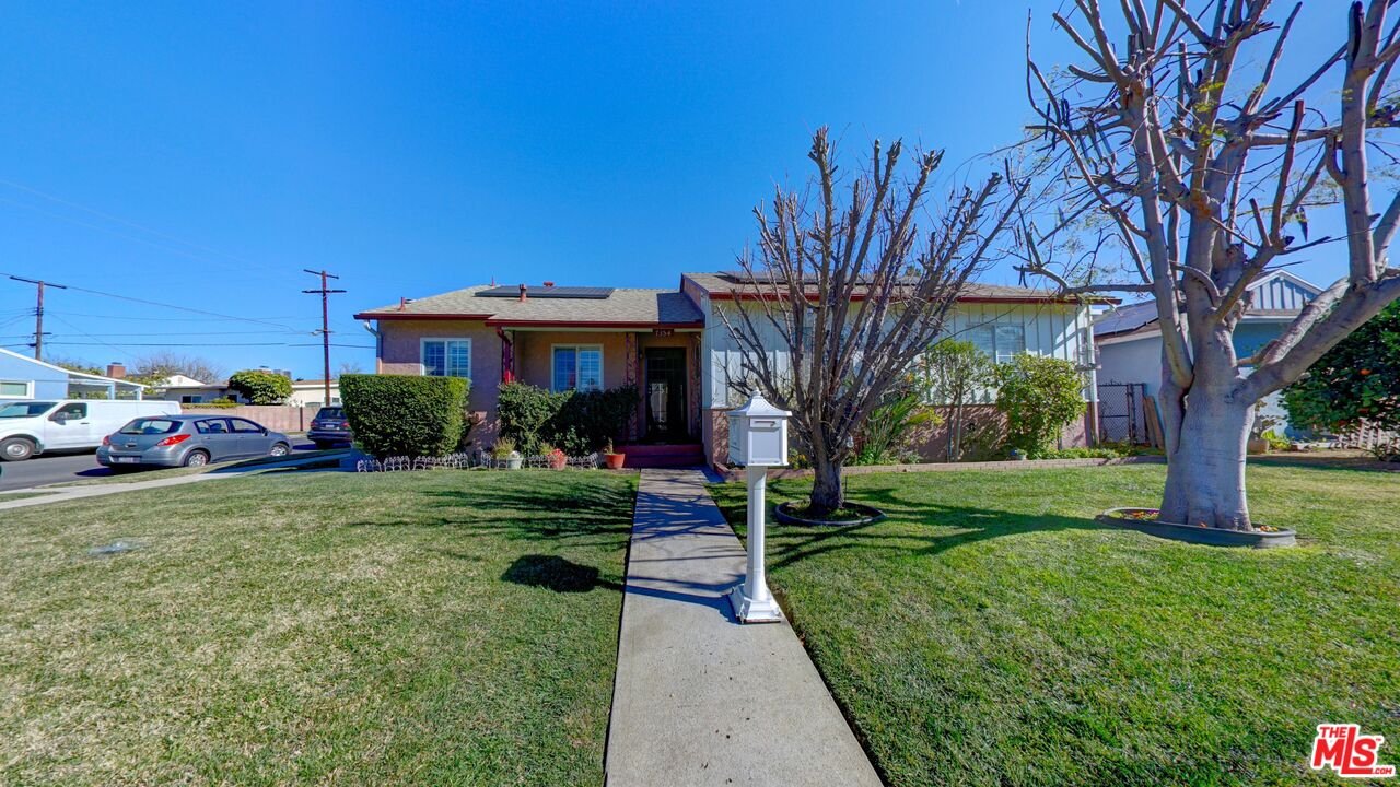 7354 Vanalden Ave, Reseda, CA 91335 MLS 23236053 Coldwell Banker