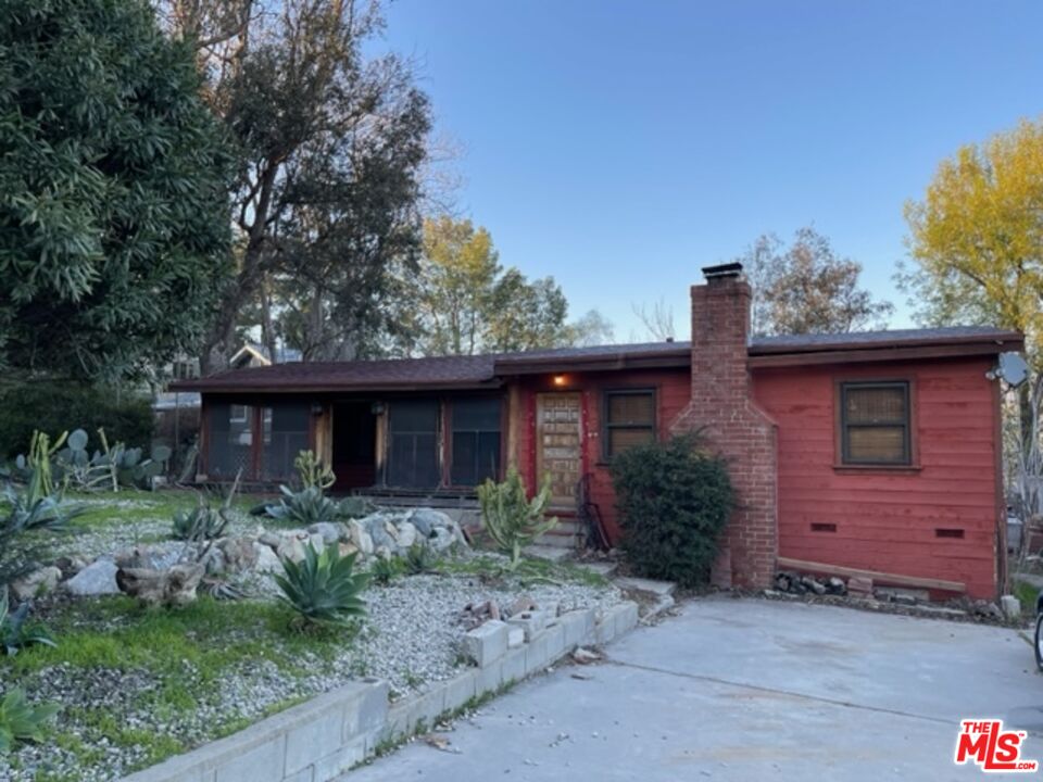 7313 Verdugo Crestline Dr, Tujunga, CA 91042 MLS 23236746 Coldwell