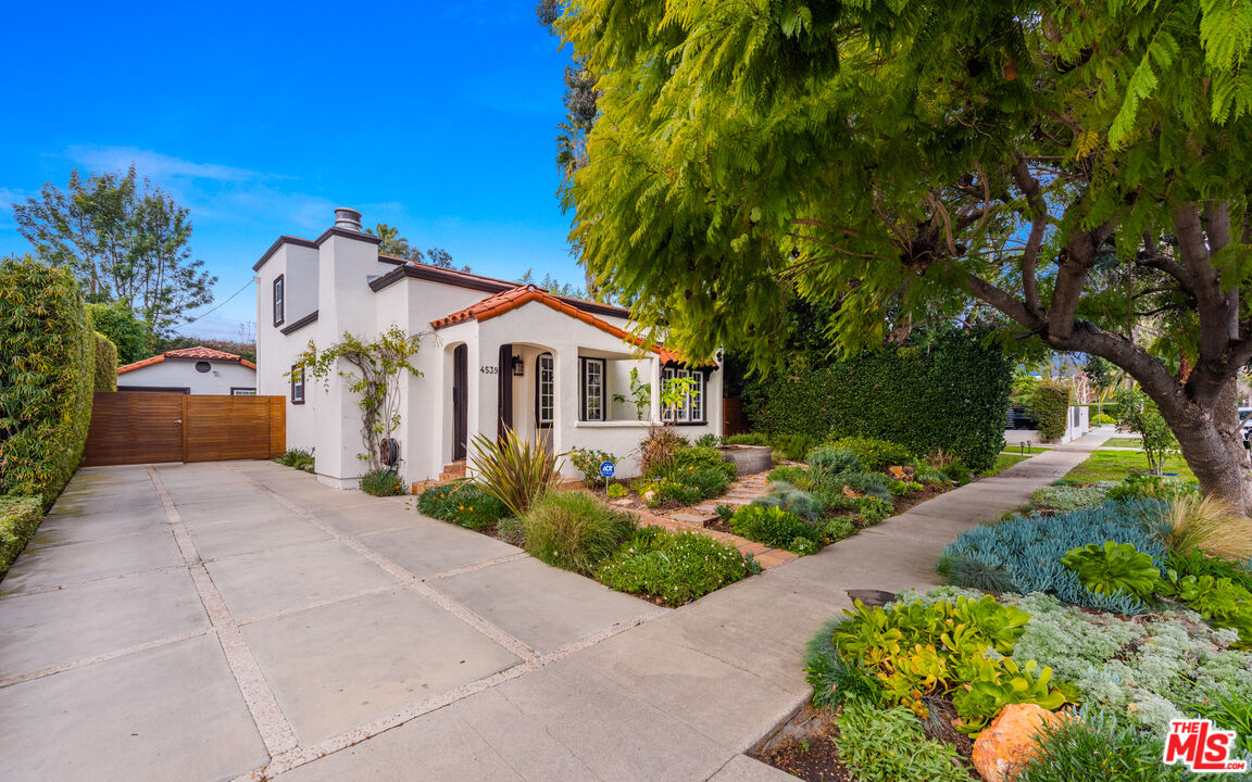 4539 Tobias Ave, Sherman Oaks, CA 91403 MLS 23237521 Coldwell Banker