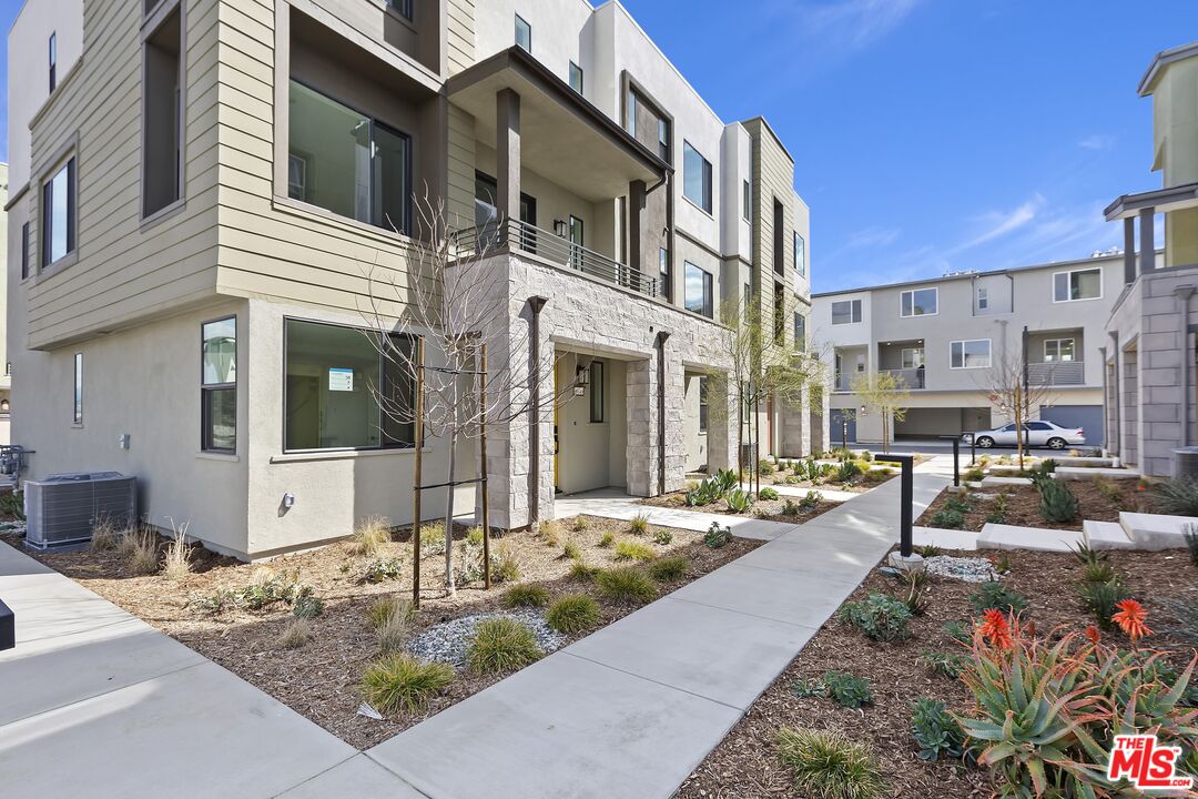 26953 Tanager Ln, Valencia, CA 91381 MLS 23247075 Coldwell Banker