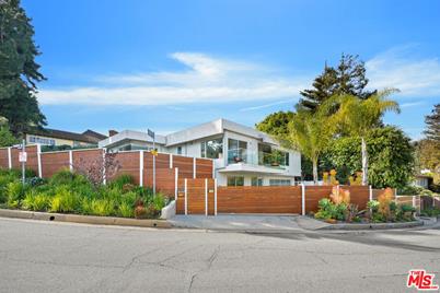 17501 Tramonto Dr, Pacific Palisades, CA 90272 - Photo 1