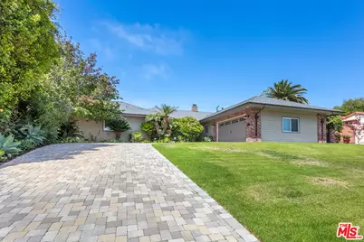 8011 Dunfield Ave, Los Angeles, CA 90045 - Photo 1