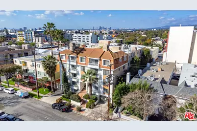 1215 N Sycamore Ave, Los Angeles, CA 90038 - Photo 1