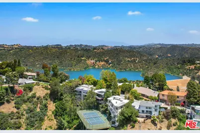 1991 Stradella Rd, Los Angeles, CA 90077 - Photo 1