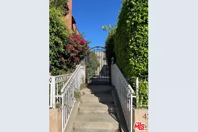 428 S Doheny Dr #4281/2, Beverly Hills, CA 90211 - Photo 1