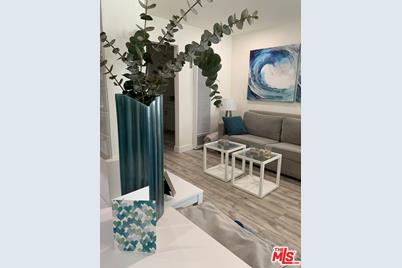 2721 2nd St #215, Santa Monica, CA 90405 - Photo 1