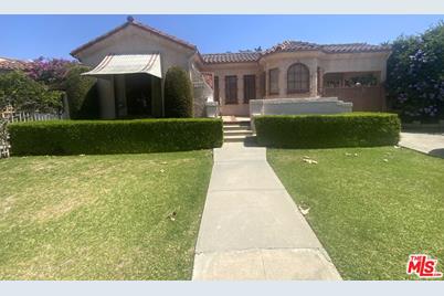 2952 S Bronson Ave, Los Angeles, CA 90018 - Photo 1