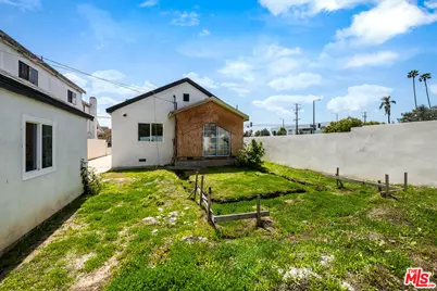 4421 Oakwood Ave, Los Angeles, CA 90004 - Photo 1