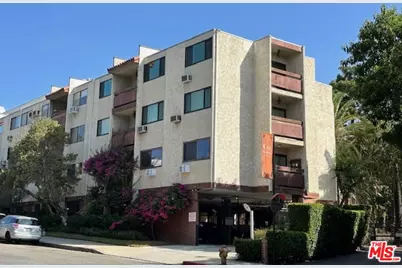530 S Barrington Ave #305, Los Angeles, CA 90049 - Photo 1