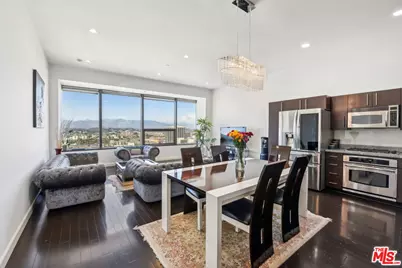 1100 Wilshire Blvd #2404, Los Angeles, CA 90017 - Photo 1