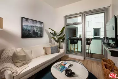 3223 Wilshire Blvd #214, Santa Monica, CA 90403 - Photo 1