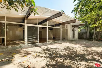 419 S Saltair Ave, Los Angeles, CA 90049 - Photo 1