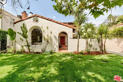 3325 Lowry Rd, Los Angeles, CA 90027 - Photo 1