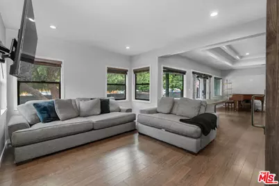 5356 Brynhurst Ave, Los Angeles, CA 90043 - Photo 1