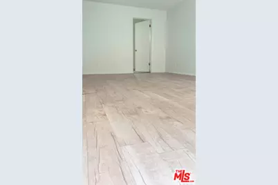 518 Raymond Ave #8, Santa Monica, CA 90405 - Photo 1