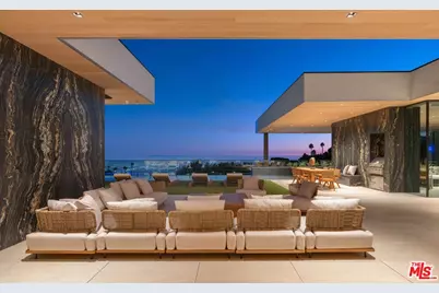 1800 Marcheeta Pl, Los Angeles, CA 90069 - Photo 1
