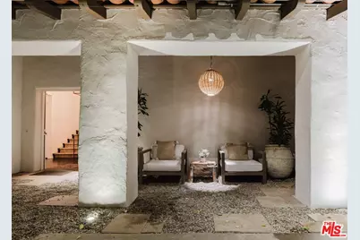 7026 La Presa Dr, Los Angeles, CA 90068 - Photo 1