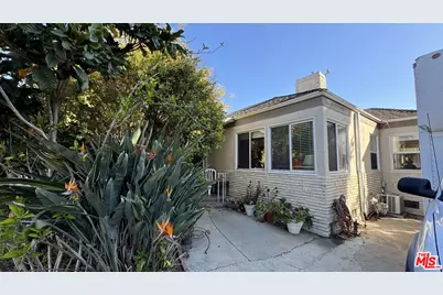1742 Preuss Rd, Los Angeles, CA 90035 - Photo 1