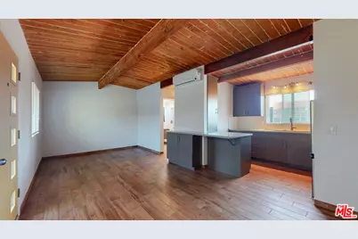 10333 Santa Monica Blvd #11, Los Angeles, CA 90025 - Photo 1