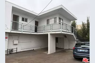 240 S Reeves Dr #B, Beverly Hills, CA 90212 - Photo 1