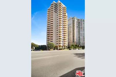 10560 Wilshire Blvd #2101, Los Angeles, CA 90024 - Photo 1