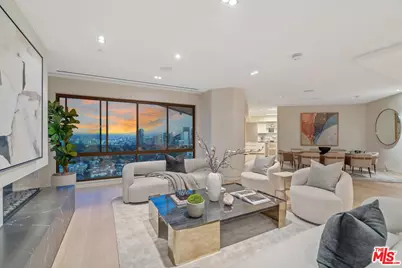 10490 Wilshire Blvd #2104, Los Angeles, CA 90024 - Photo 1
