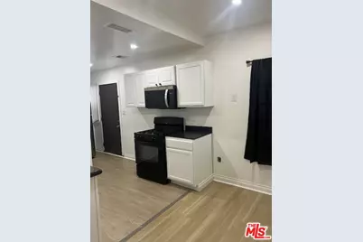 3793 Centinela Ave, Los Angeles, CA 90066 - Photo 1