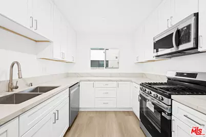 1546 S Hayworth Ave #1, Los Angeles, CA 90035 - Photo 1