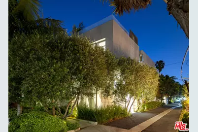 543 Rialto Ave, Venice, CA 90291 - Photo 1