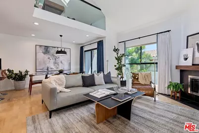 1235 Yale St #3, Santa Monica, CA 90404 - Photo 1