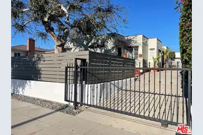 1919 19th St, Santa Monica, CA 90404 - Photo 1