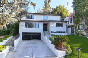 15204 Valley Vista Blvd, Sherman Oaks, CA 91403 - Photo 1