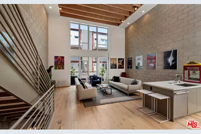 3450 Cahuenga Blvd #410, Los Angeles, CA 90068 - Photo 1