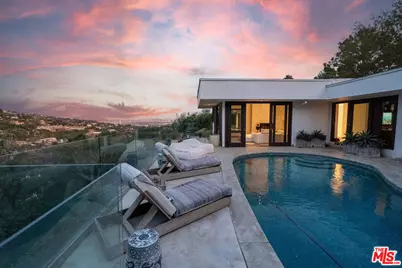 10123 Angelo View Dr, Beverly Hills, CA 90210 - Photo 1
