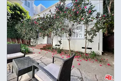 1030 4th St #E, Santa Monica, CA 90403 - Photo 1