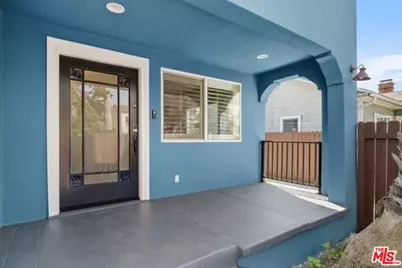 848 N Ridgewood Pl, Los Angeles, CA 90038 - Photo 1