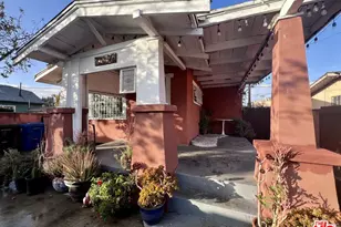 733 E 49th St, Los Angeles, CA 90011 - Photo 1