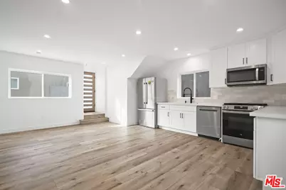 2808 S Cloverdale Ave #2/3, Los Angeles, CA 90016 - Photo 1