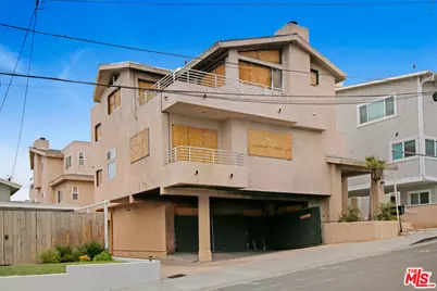 615 11th St, Hermosa Beach, CA 90254 - Photo 1