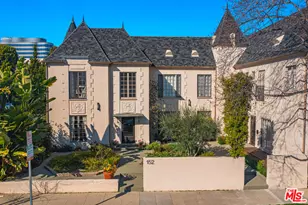 152 S Roxbury Dr, Beverly Hills, CA 90212 - Photo 1